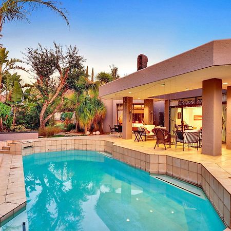 Le Petit Fillan Hotel Johannesburg Bagian luar foto