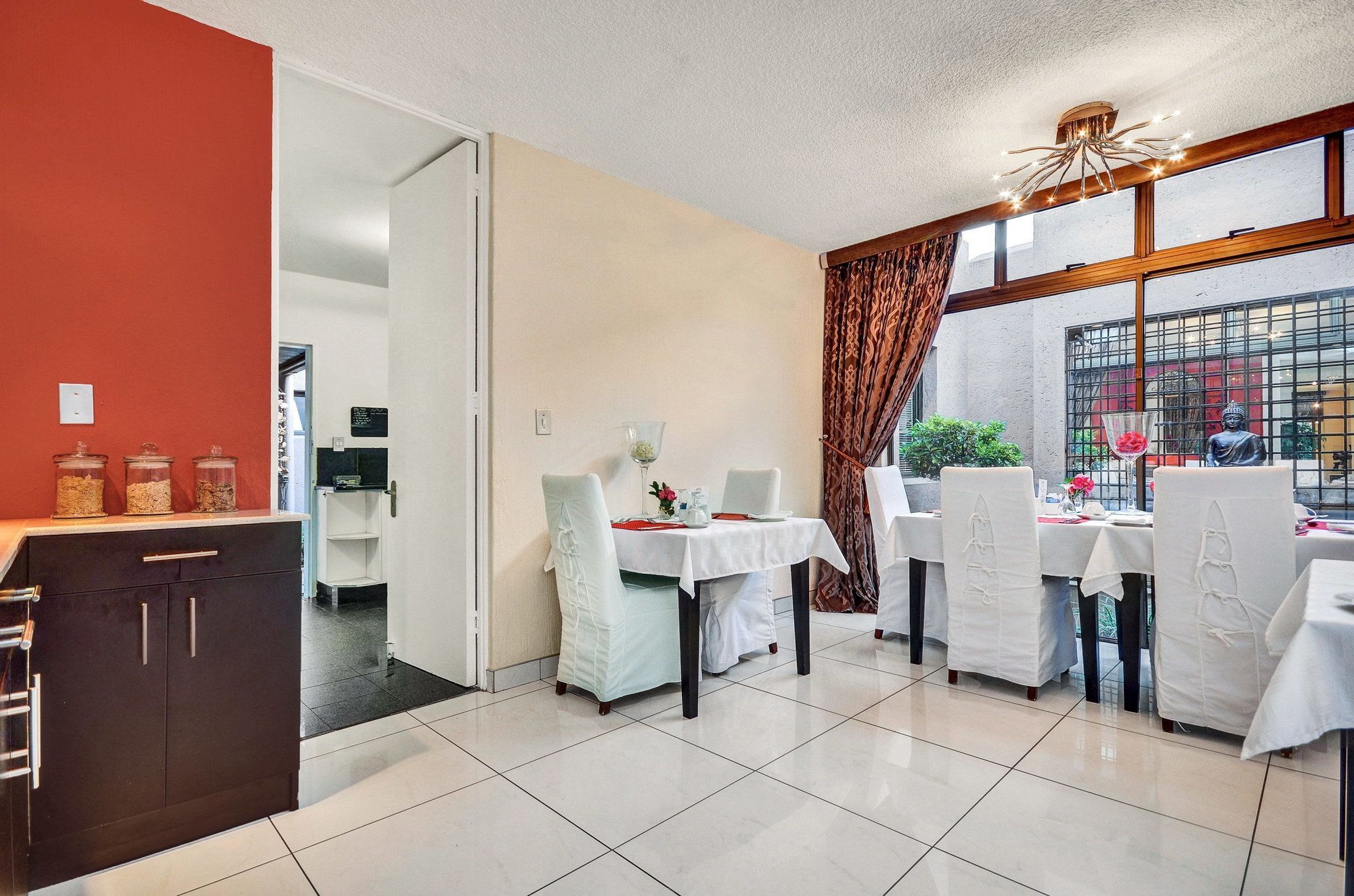 Le Petit Fillan Hotel Johannesburg Bagian luar foto